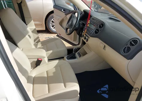 2014 Volkswagen Tiguan Se z USA, uszkodzony, nr VIN WVGBV3AX0EW539399